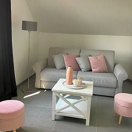 Au Bord De La Foret Bed & Breakfast 3*